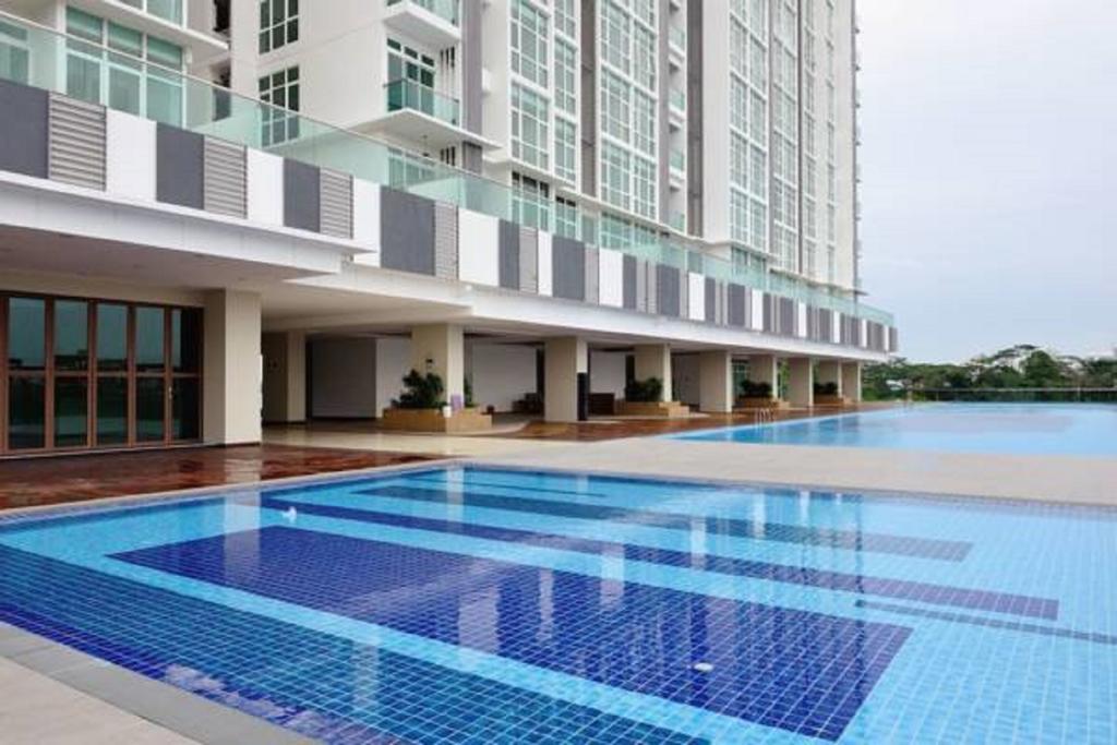 Experience The Coast - Hostahome Suites At Paragon Residence Near Downtown Джохор-Бару Екстер'єр фото